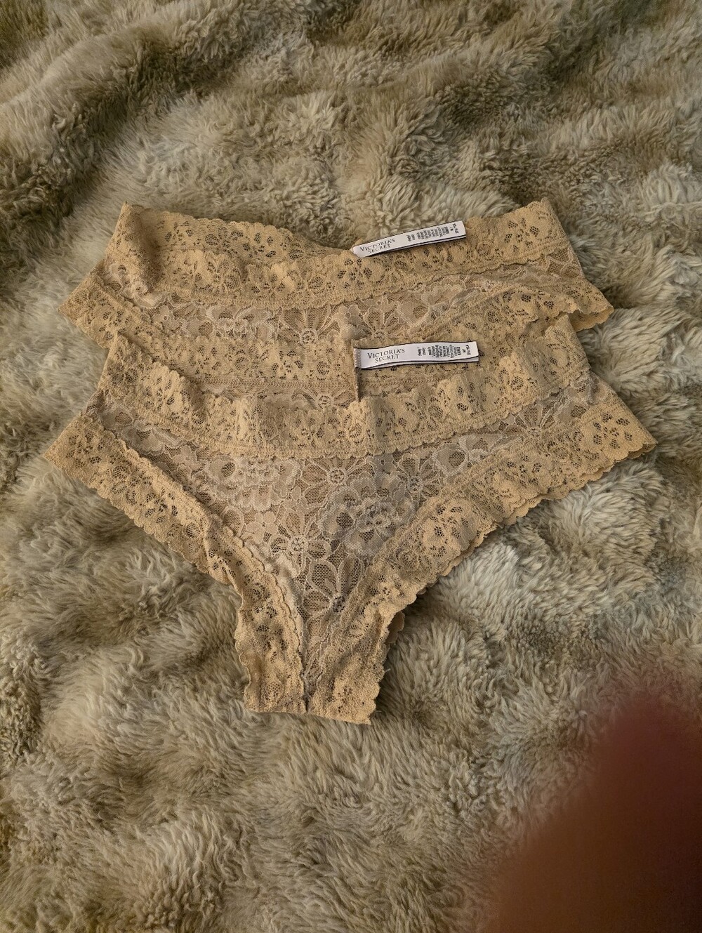 Victoria's Secret 2 Lace Cheeky Panties in Tan. Sz Med